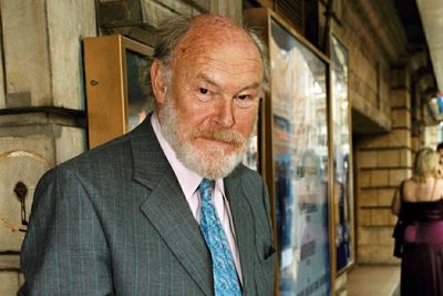 Stage and screen star Timothy West dies aged 90 surrounded by his family