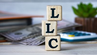 How Trusts Can Be Used to Protect LLCs From Creditors