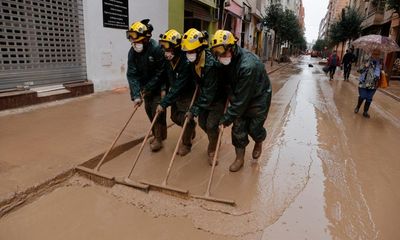 Schools closed and people evacuated as torrential rain returns in Spain