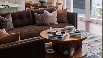 How to Arrange Throw Pillows on a Couch — 5 Simple Sofa Set-Ups an Interior Stylist Always Falls Back on