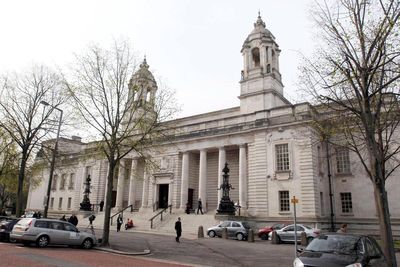 Man who killed friend on Christmas Eve tried to break into palace, court hears