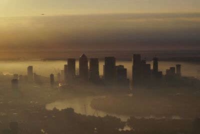 UK’s FTSE 100 treads water and pound weakens as US inflation edges higher