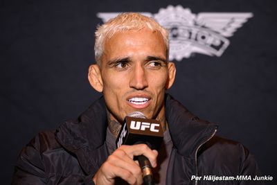 Charles Oliveira takes calculated approach to Michael Chandler rematch at UFC 309