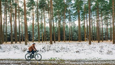 What to wear cycling: A temperature-by-temperature cycling dress guide