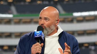 'TNF' Analyst Andrew Whitworth Talks Commanders-Eagles X-Factors, MVP Race