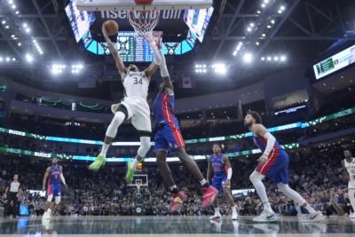 Giannis Antetokounmpo Scores 59 Points In Bucks' Overtime Victory