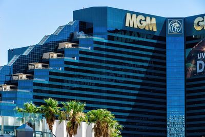 Are Wall Street Analysts Bullish on MGM Resorts Stock?