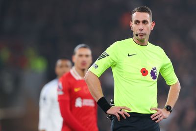 Who do Premier League referees support?