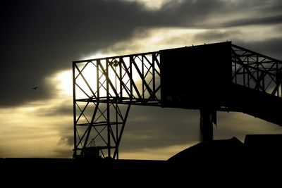 Government to ban new coal mining schemes as UK turns to clean energy