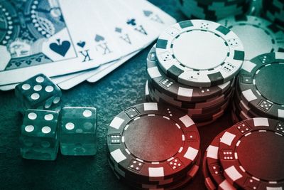 How to Play Poker: Complete UK Guide