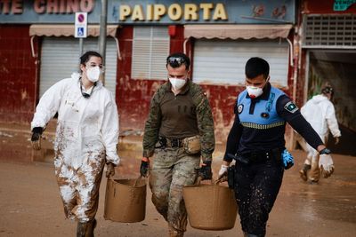 Thousands in Spain unable to return home as rain deluge brings fresh flood risk