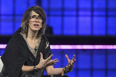 'Harness The Now': British Singer Imogen Heap Embraces AI