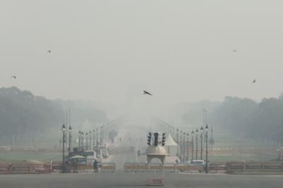 New Delhi Bans Non-Essential Construction To Combat Air Pollution