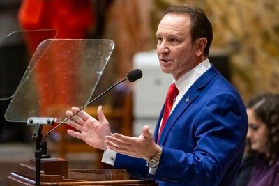 Sweeping tax overhaul in Louisiana hits snag on sales tax expansion