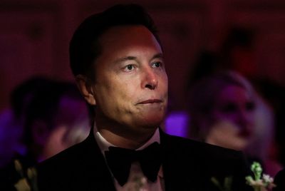 Trump makes crack about Musk’s ‘constant’ presence at Mar-a-Lago: ‘I can’t get him out of here’