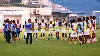 Sanjoy Sen's Bengal stay on the bring-back-Santosh-Trophy mission