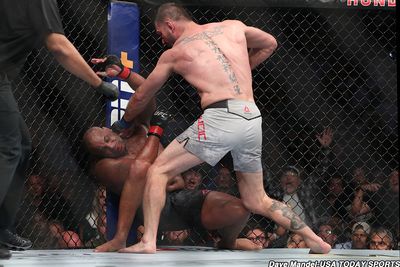 UFC free fight: Stipe Miocic blasts Daniel Cormier with body shots to avenge title loss