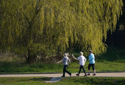 Just an hour of walk in middle-age can add years to life, study says