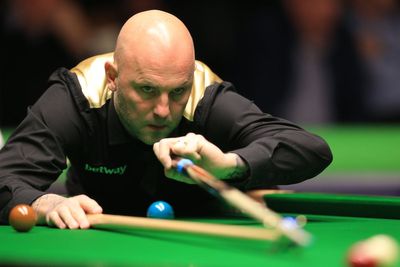 Snooker star Mark King given five-year ban for match fixing