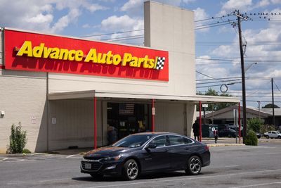 Struggling Auto Parts Retailer To Shutter 700 Locations Across US