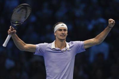 Zverev Advances To ATP Finals Semifinals, Alcaraz Awaits Fate