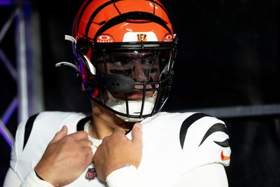 Trey Hendrickson, Orlando Brown injury status updated for Bengals vs. Chargers