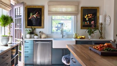 These are the 5 best paint colors to lighten a dark kitchen, according to designers