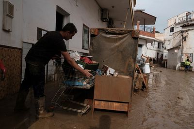 Spanish regional leader admits mistakes made in flood response, but refuses to step down