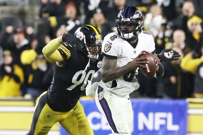 NFL experts calling for Ravens win over the Steelers