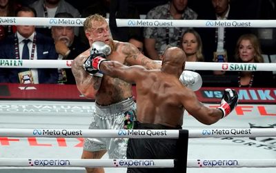 Mike Tyson Trounced By You Tuber Jake Paul In Heavyweight Return