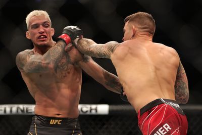 UFC free fight: Charles Oliveira submits Dustin Poirier after all-out war in first UFC title defense