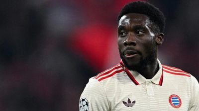 Alphonso Davies' agent denies Madrid deal as Bayern exit looms