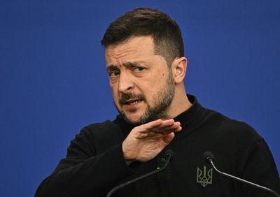 Zelensky hits out at German chancellor’s phone call with Putin in dire warning