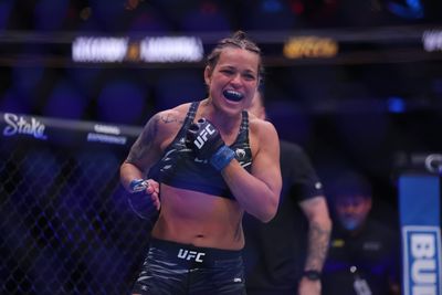 Eduarda Moura def. Veronica Hardy at UFC 309: Best photos