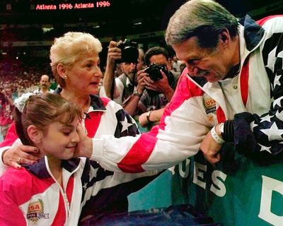 Bela Karolyi, gymnastics coach who mentored Nadia and Mary Lou and courted controversy, dies at 82