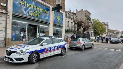 French police kill man with fake gun after threatening incident in Paris suburbs