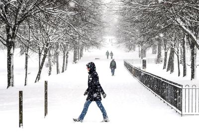 Snow weather warning issued for UK as up to 20cm expected