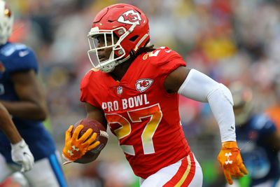 Is Kareem Hunt playing today? Injury updates for Chiefs RB