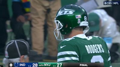 Aaron Rodgers Ripped for Rookie Move on Brutal Final Play in Jets' Loss to Colts