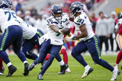 Seahawks stun 49ers on Geno Smith run with 12 seconds left