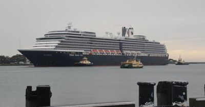 Cruise ship arrives to gloomy weather after Sunday night storm