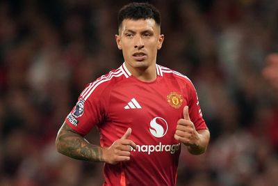 Manchester United injury return dates: Lisandro Martinez, Kobbie Mainoo, Victor Lindelof latest news