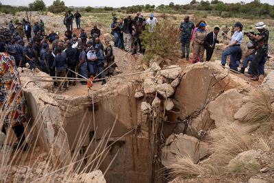 Volunteers mobilise as South Africa says it will rescue trapped miners