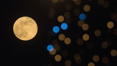 December full moon 2024: The Cold Moon eclipses Mars