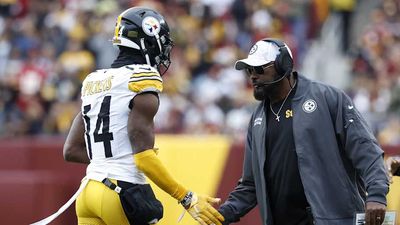 Fans Loved Mike Tomlin’s Mic’d-Up Pep Talk to Steelers WRs Before Win Over Ravens