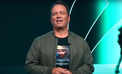 Microsoft's Phil Spencer denies Avowed was delayed because it's janky: 'We didn’t move it because Obsidian needed the time. They’ll use the time'