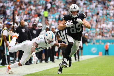 Raiders PFF grades: 5 highest rated Week 11 vs. Dolphins