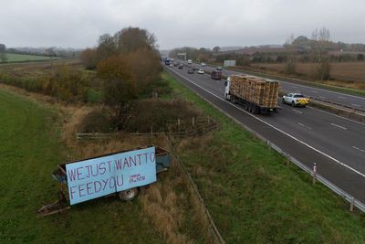 Government facing calls to scrap ‘family farm tax’ as farmers march on Whitehall