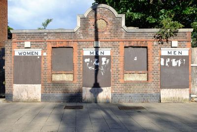 Unions in call for improved toilet facilities for workers