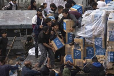 Aid Trucks Looted In Gaza, Worsening Shortages And Civilian Toll